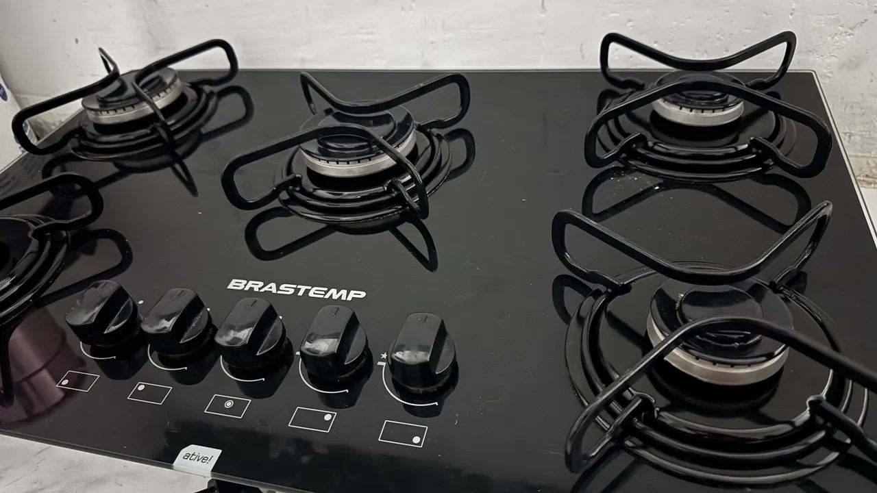 Fogão Brastemp 5 Bocas - Vidro Temperado - Novo - Foto 2