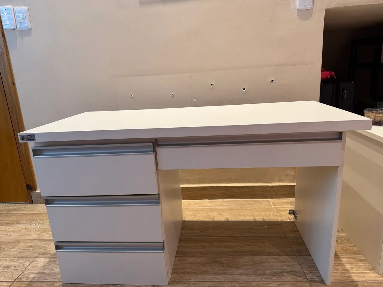 Escrivaninha64330590123777123