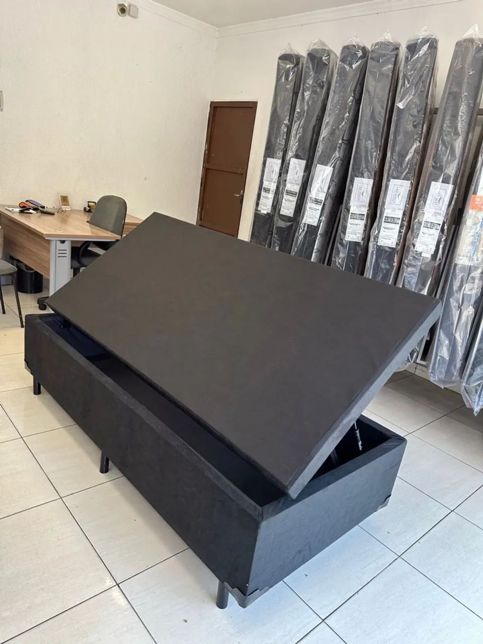 Cama Box Solteiro- BAÚ PARA ECONOMIZAR ESPAÇO - Foto 4