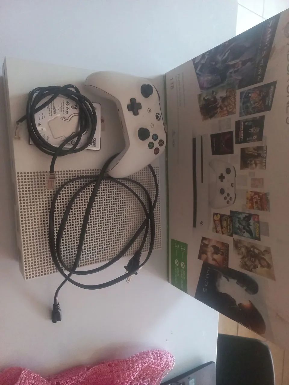 XBOX ONE COM SSD +HD 1TB64290075864578125