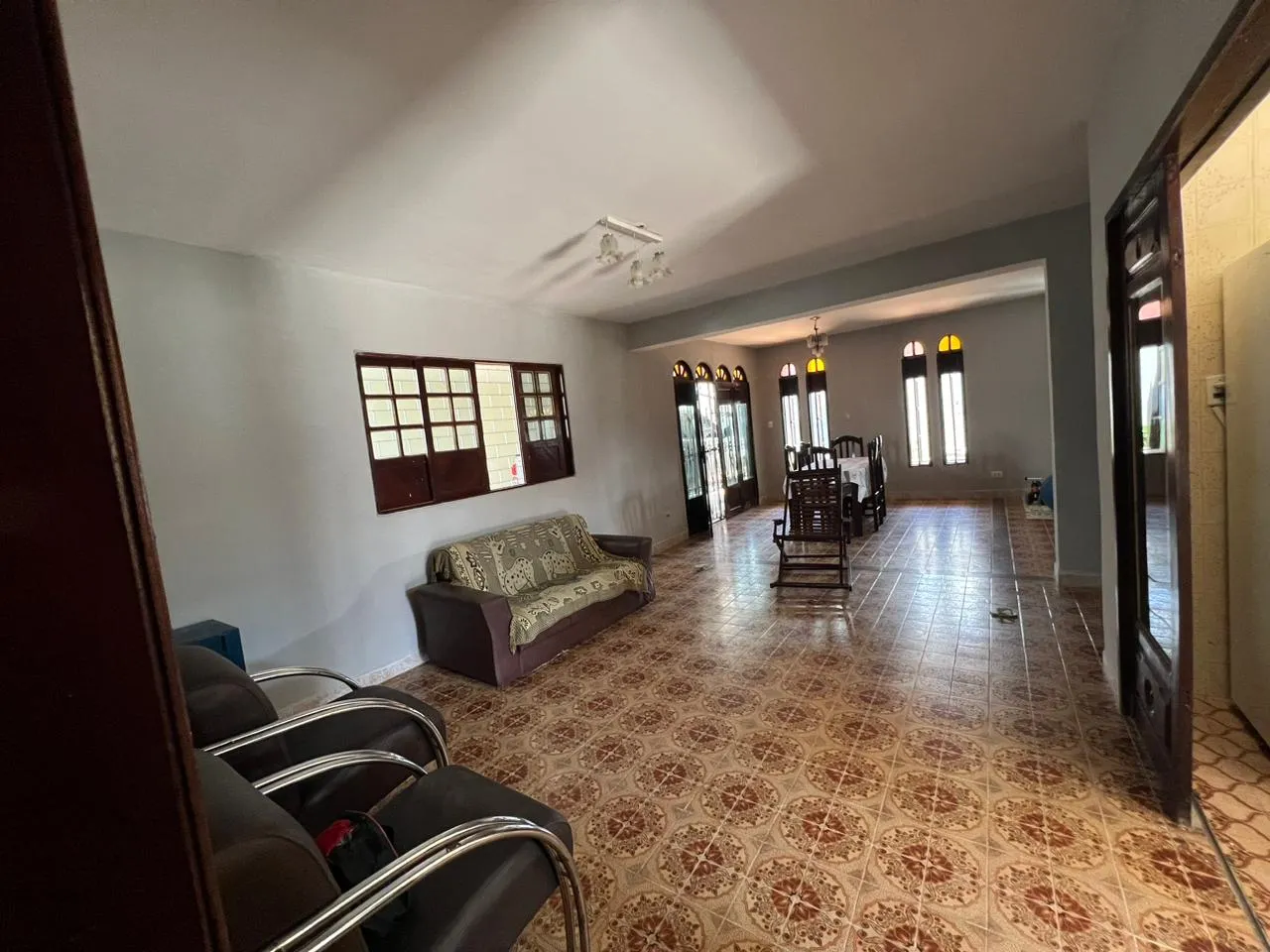 Oportunidade no Tabuleiro do Martins Casa com Piscina, 4 Quartos e Ampla Área de Lazer