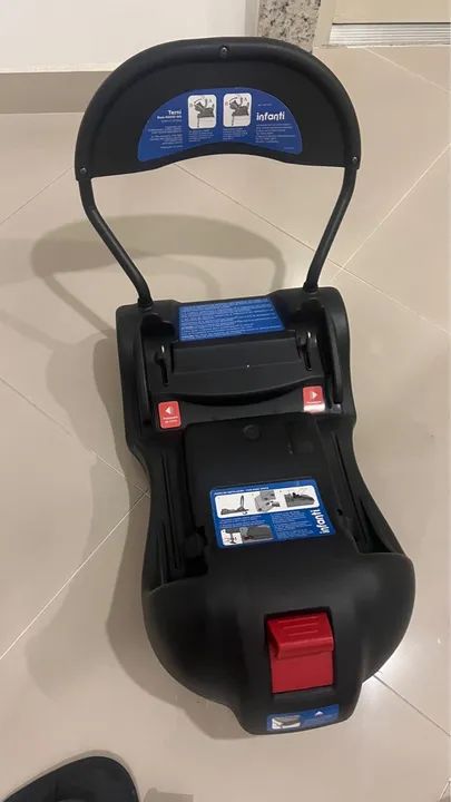 Conjunto de bebê conforto e carrinho infanti - semi novo - Foto 4