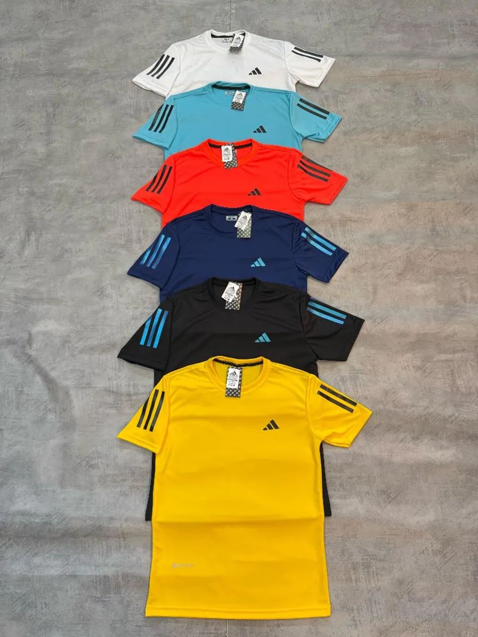Camisas Adidas - Diversas cores - Tamanho M