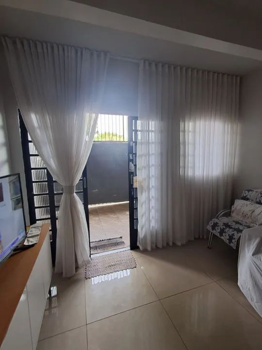 Cortinas trabalhada no linho com forro - Foto 2