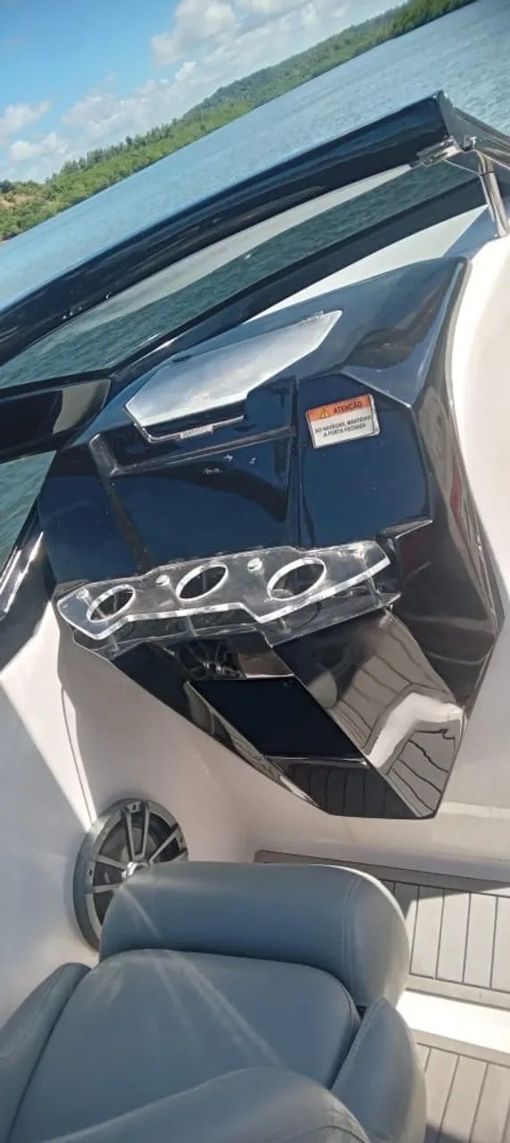 Lancha Royal Mariner 270 cab - Foto 9