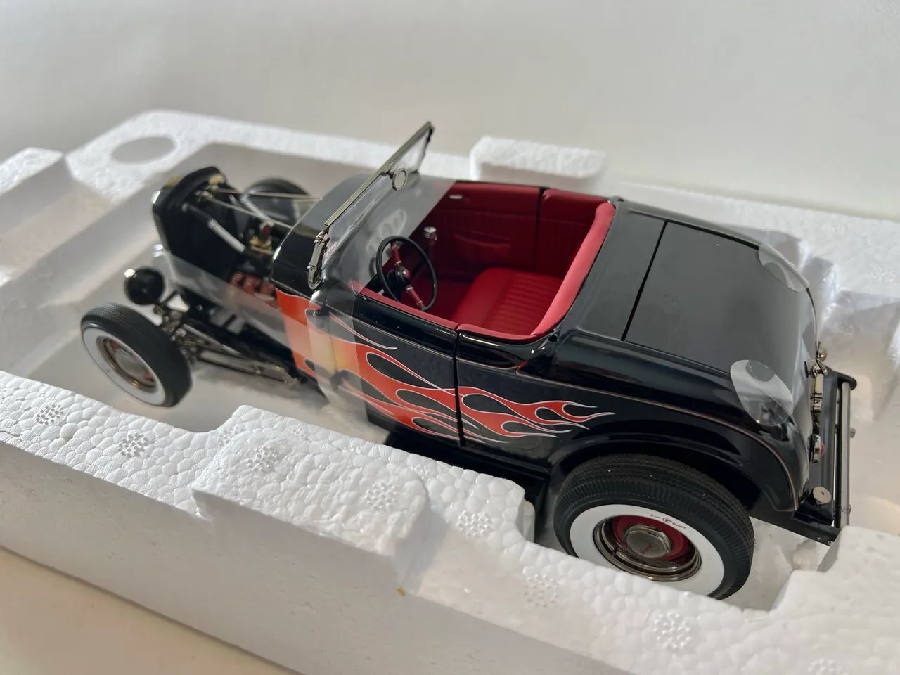 Miniatura Ford 32 Hot Rod ACME Escala 1:18 - Hobbies e coleções