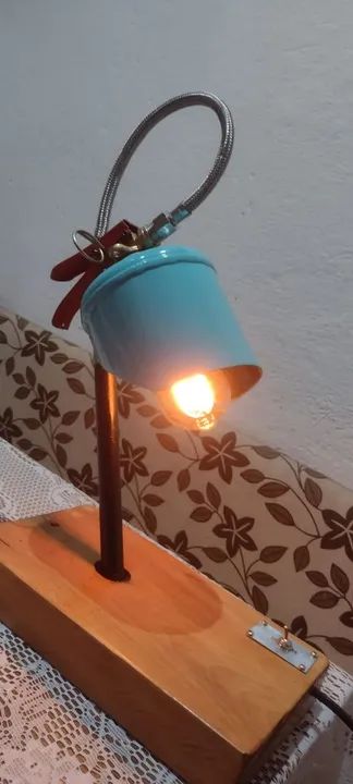 Luminária de Extintor Vintage