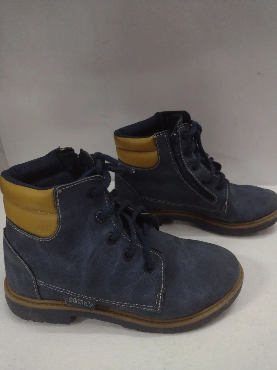 Bota infantil masculina Klin n.32 em excelente estado 