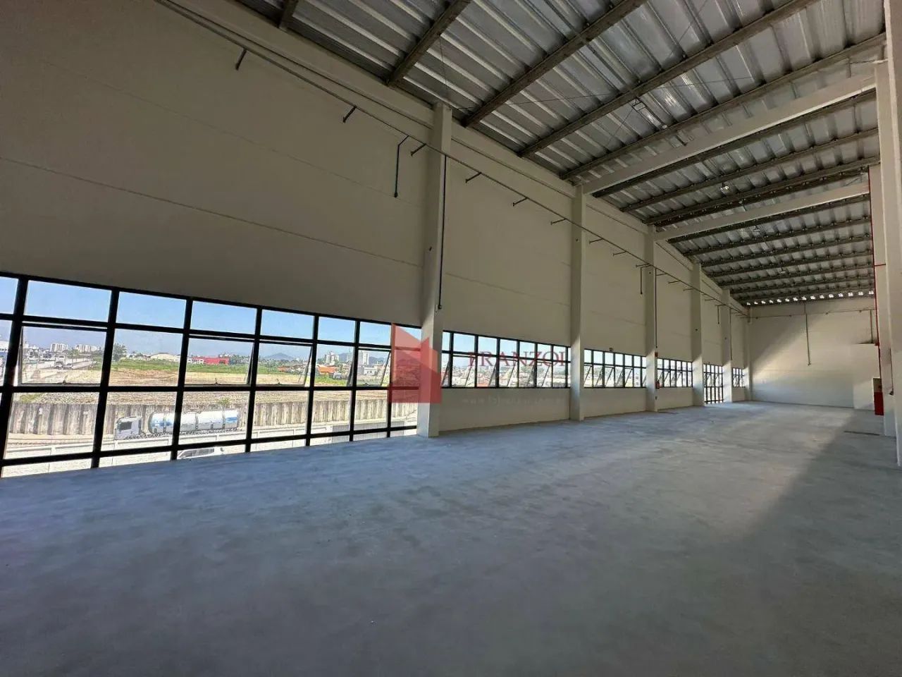 ALUGUEL: ARMAZÉM LOGISTICO 4.200 M² em ITAJAÍ/SC - Foto 5
