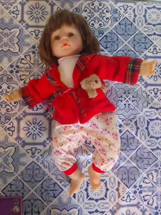Boneca Antiga Usada Realista - Foto 4