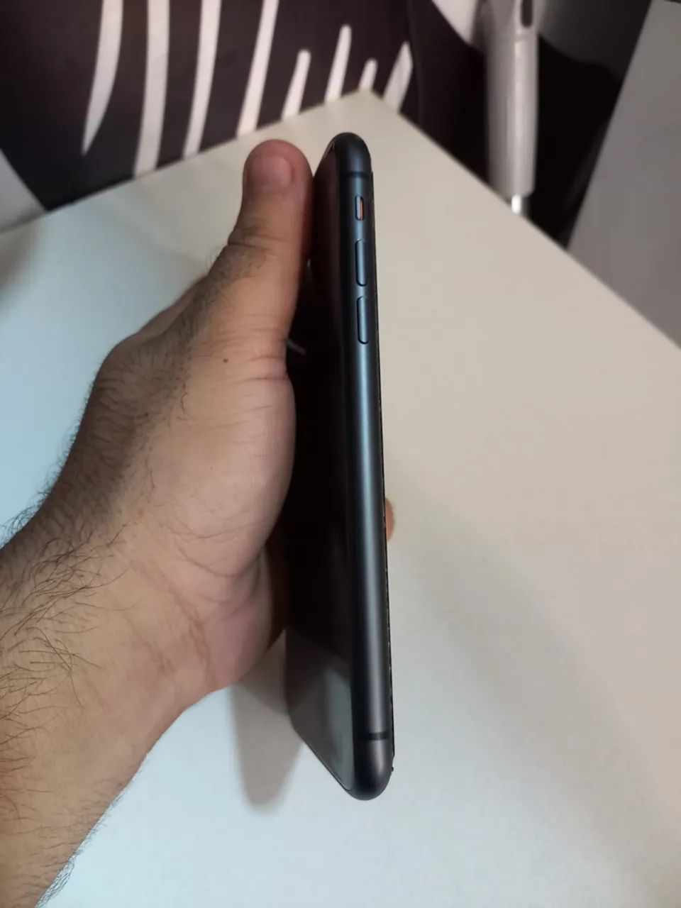 iPhone 11 , Tudo funcionando. 70% , 64 GB . - Foto 3