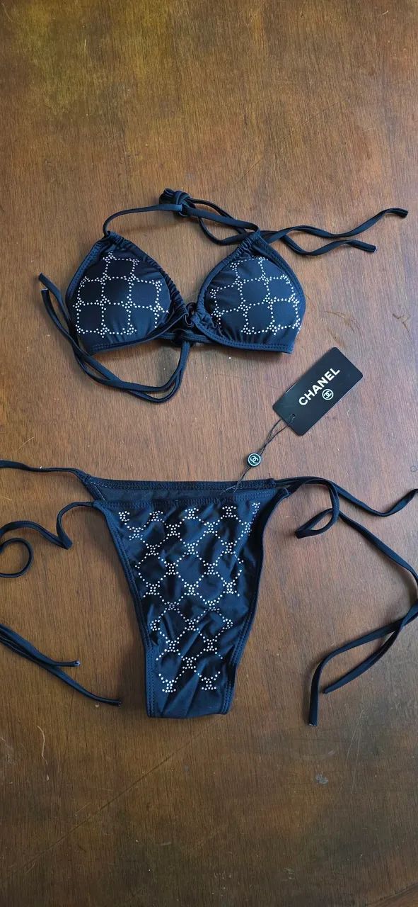 Biquíni Chanel 