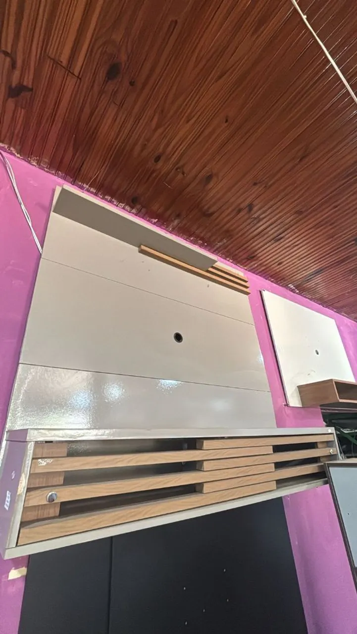Painel de TV com design moderno e elegante