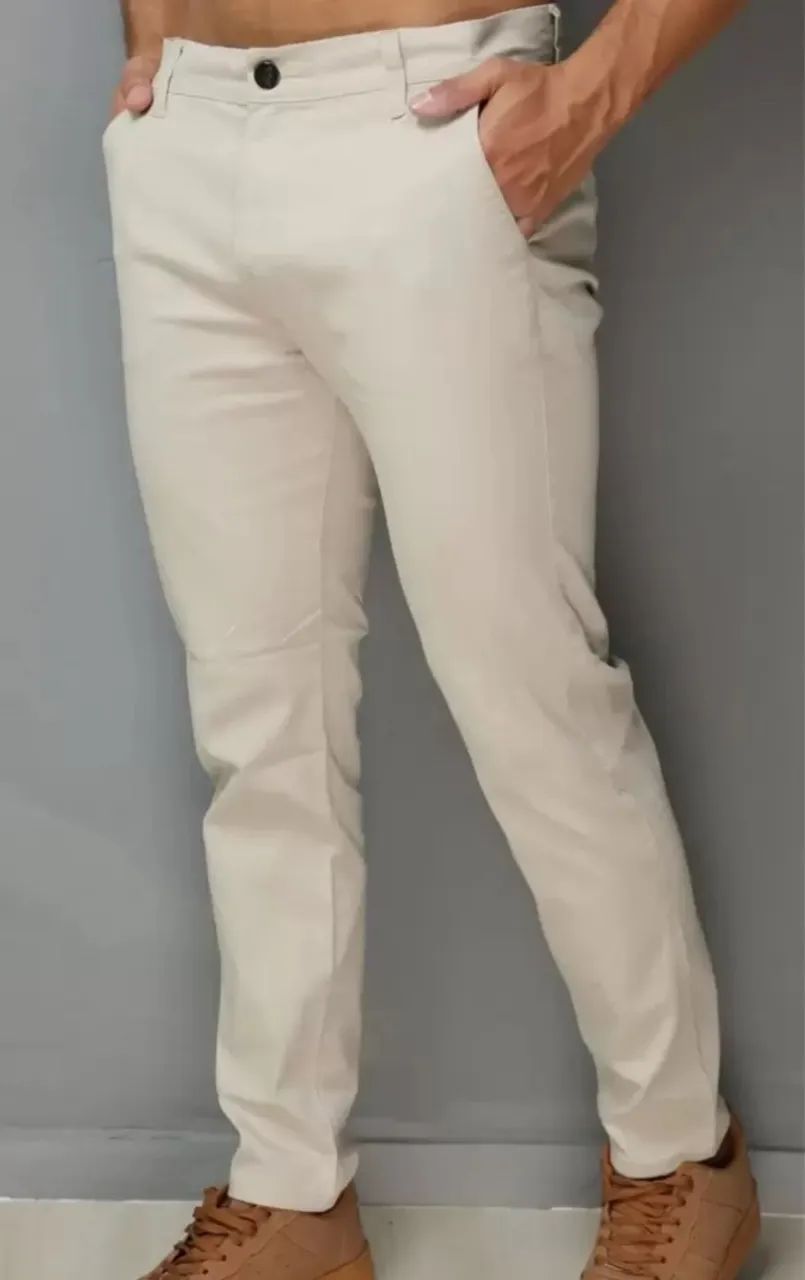 Calça Bolso Embutido Sarja Bege  - Foto 2