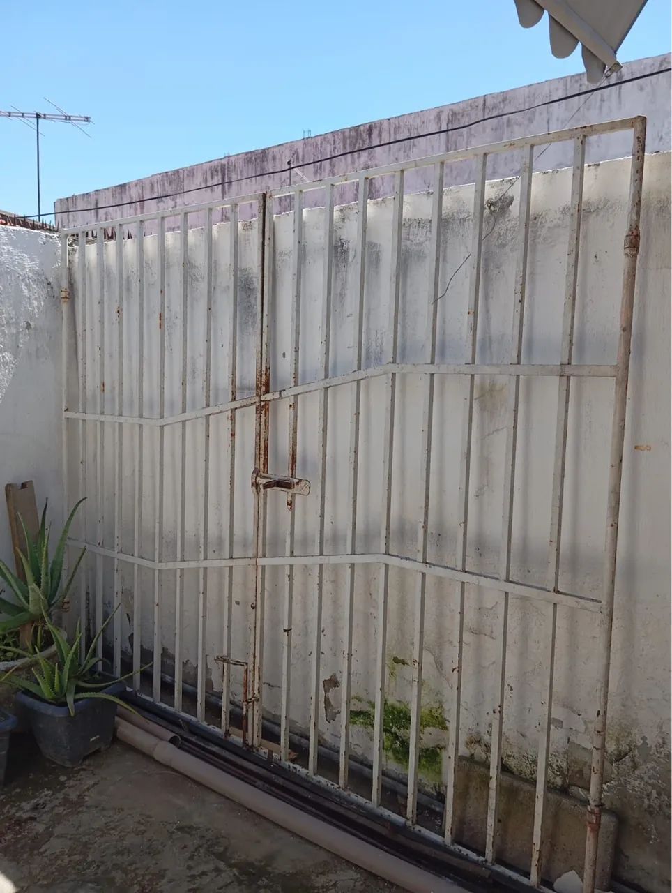 PORTÃO 64840813547906120