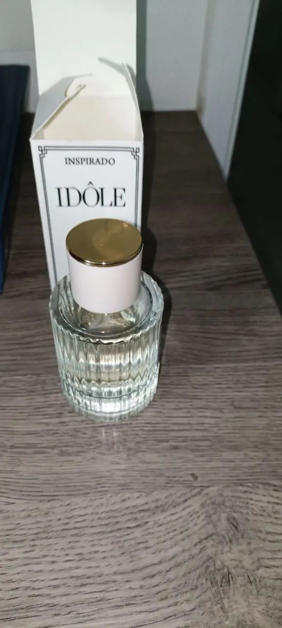 Perfumes masculinos e femininos  - Foto 6