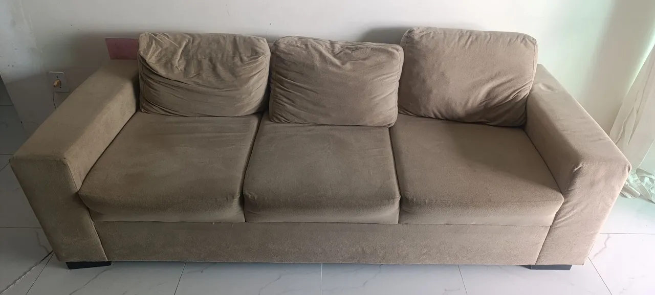 Sofá 3 lugares em ótimo estado