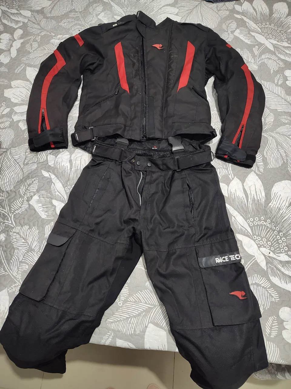 Conjunto Jaqueta e Calça de Moto Race Tech