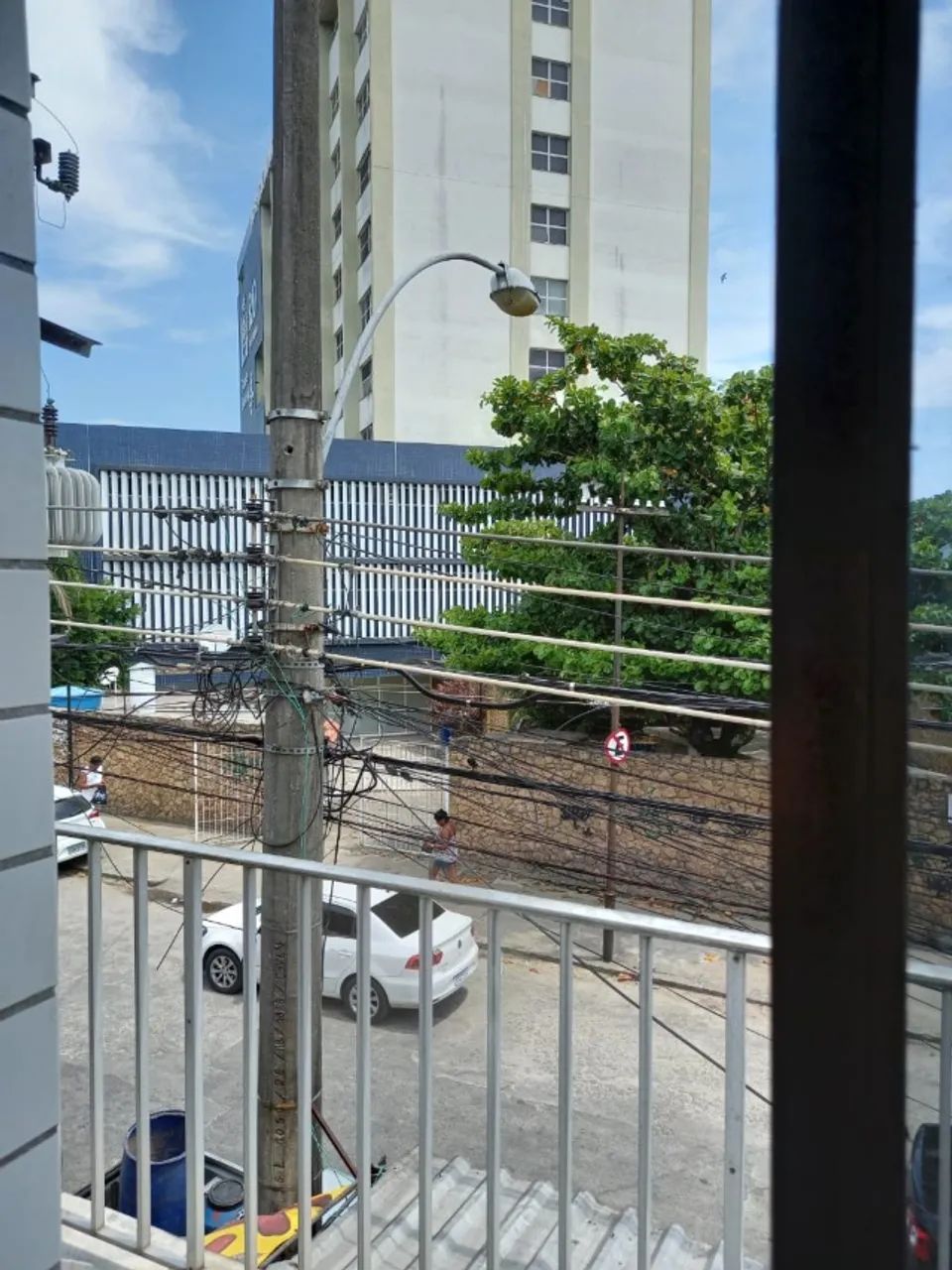 Sala enfrente ao Hospital Pedro II. - Foto 2