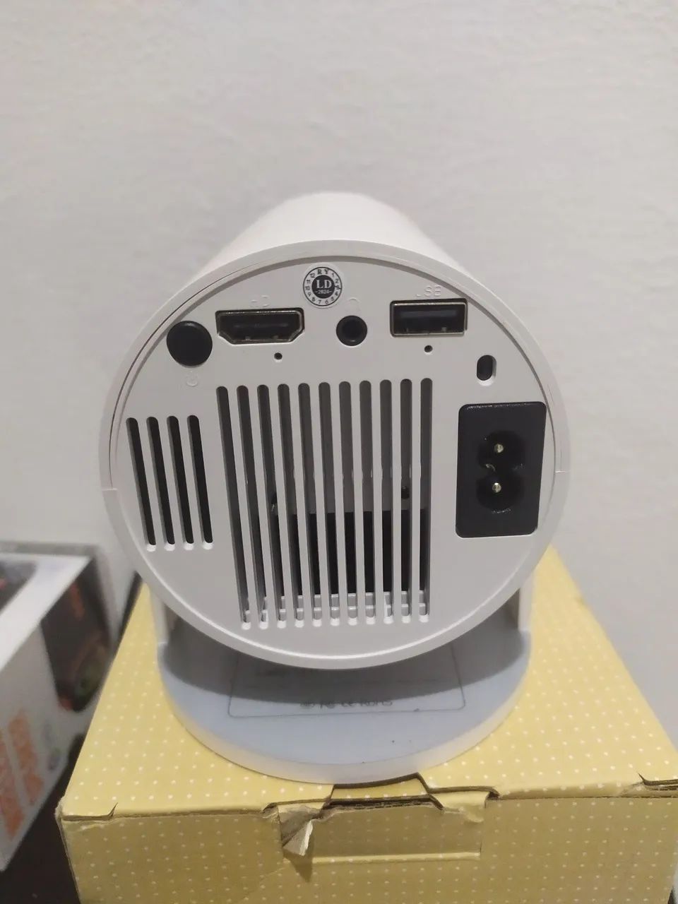 Projector Ultra HD64396663217409123