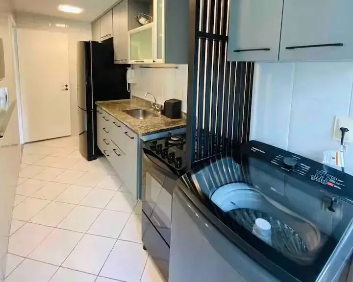 Apartamento (Padrão), com 2 quartos e 1 banheiros à Venda, 42 m² em São José dos Pinhais/P