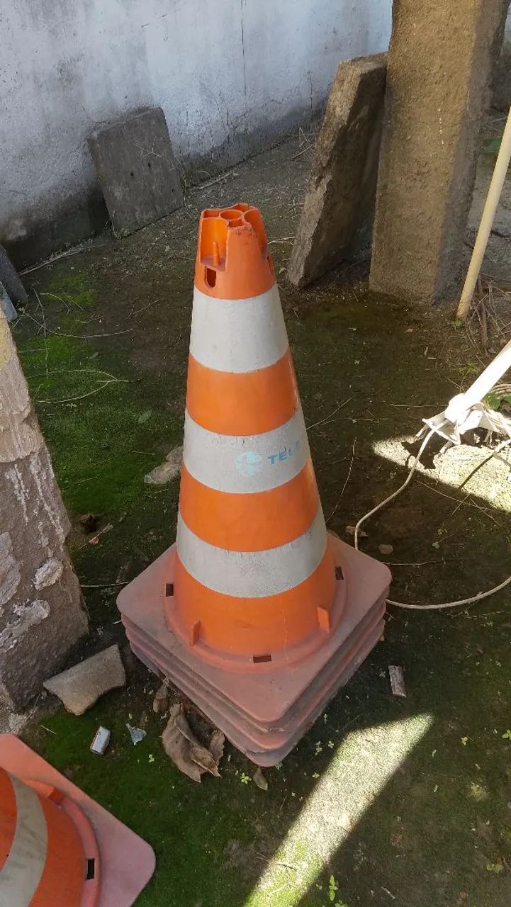 Cone de Sinalização  - Foto 2