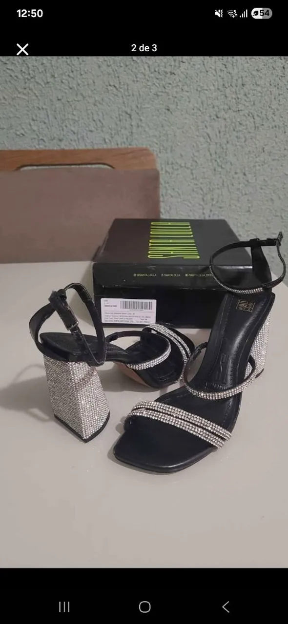 Sandalia Santa lola com strass
