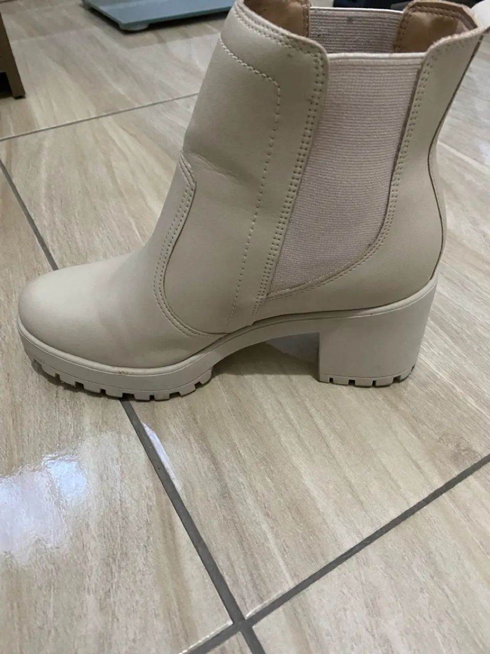 Bota Bege Tratorada Ramarim