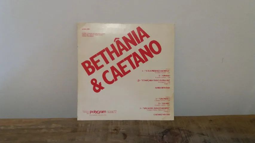 Compacto Triplo - Maria Bethânia Caetano Veloso 1979  - Foto 2