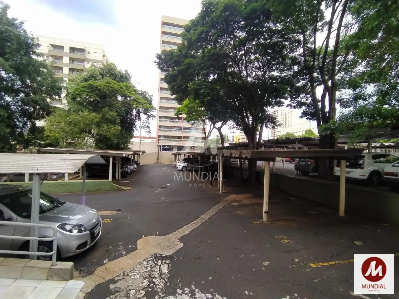 Apartamento (tipo - padrao) 2 dormitórios, cozinha planejada, em condomínio fechado - Foto 15