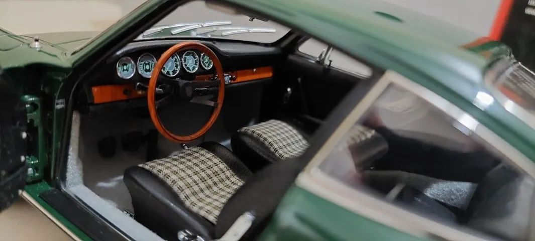 1:18 Porsche 901 CMC Irish Green - Hobbies e coleções - Ayrosa