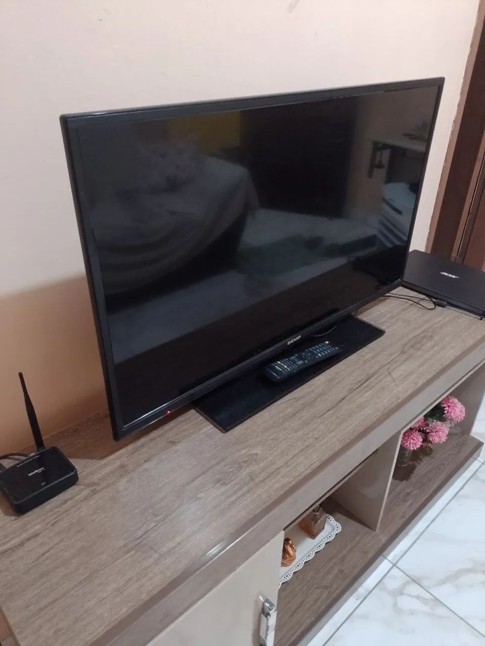 TV Semp 42 polegadas