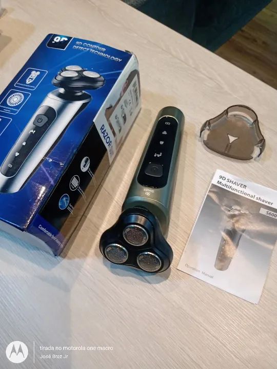 Barbeador Elétrico Recarregável  Razor Novo