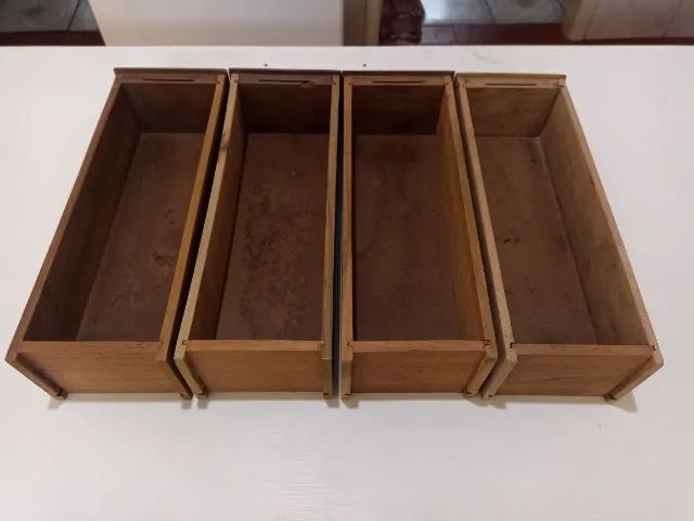 Gavetas Originais do Gabinete da Singer Antiga "Pretinha" ( Ler a descrição por favor ) - Foto 2