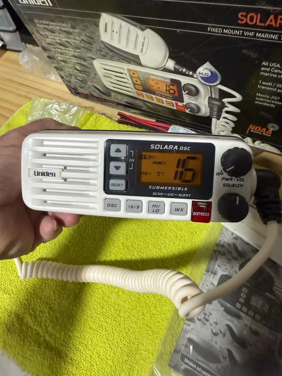Rádio VHF Marítimo UNIDEN - SOLARA DSC - Lindo - Foto 2