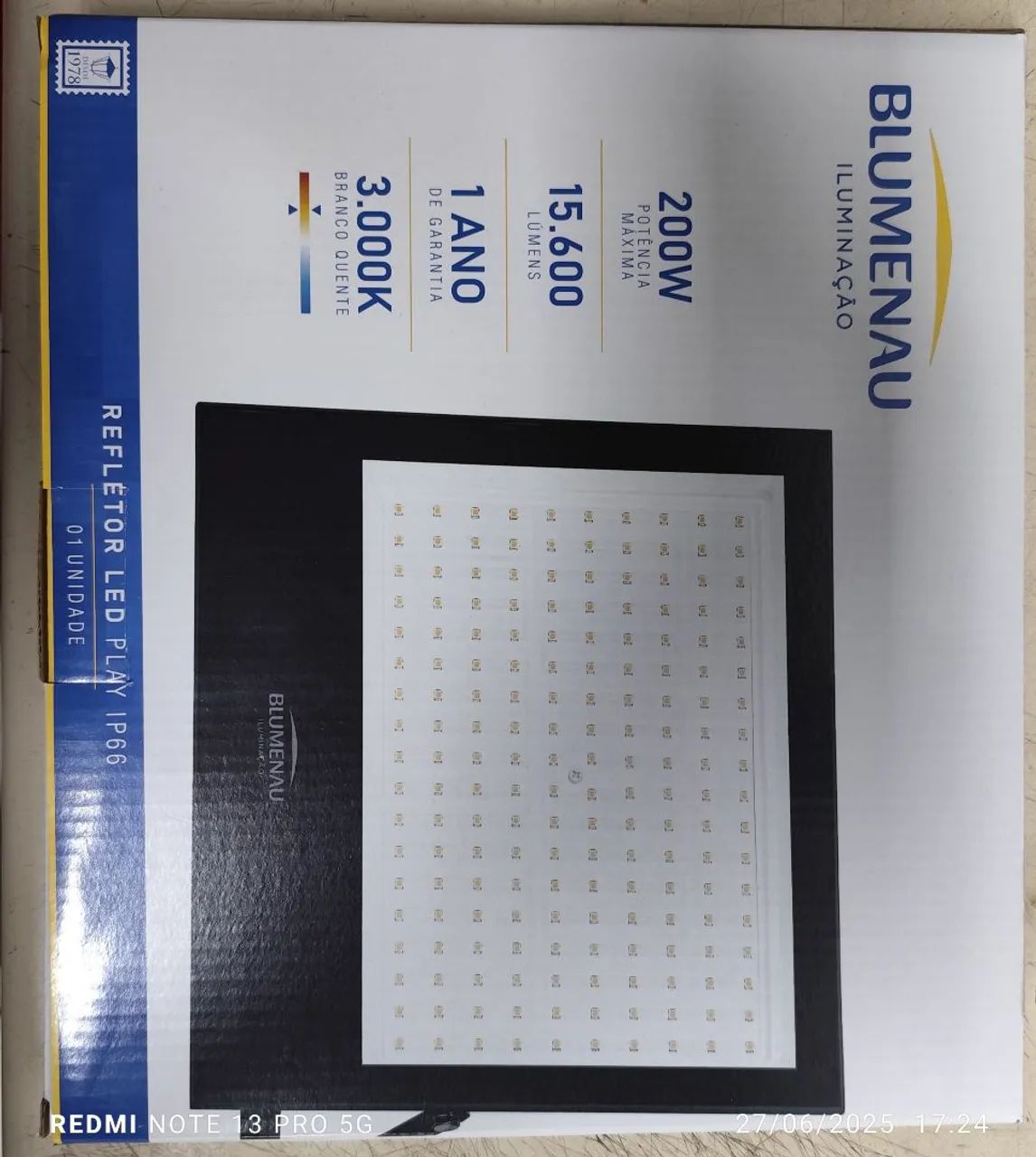 Refletor LED Play IP66 200W 15.600 Lumens 1