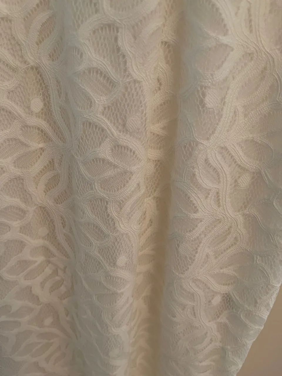 VESTIDO AVANZZO OFF WHITE DE RENDA - TAM 38 - Foto 4