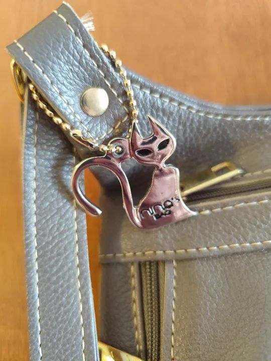 Bolsa Nina's Bag - Couro Legítimo - Como Nova - Foto 3