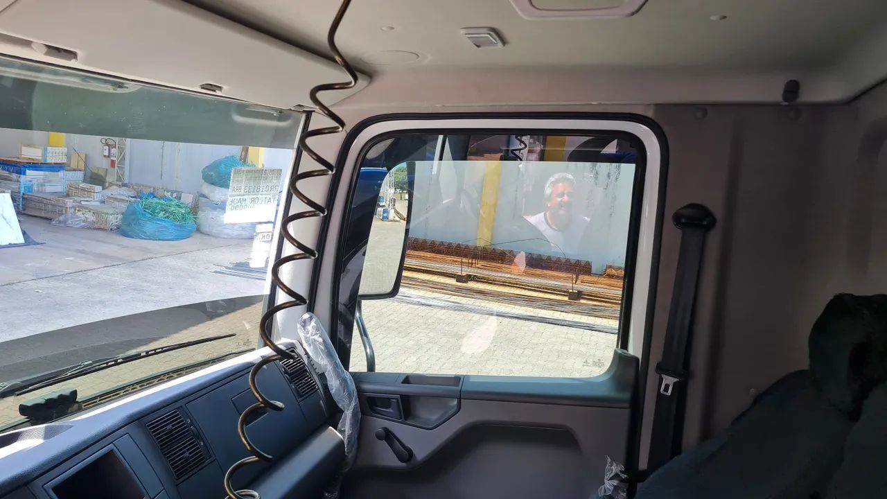 VW Constellation 14190 - 2023 - Foto 6