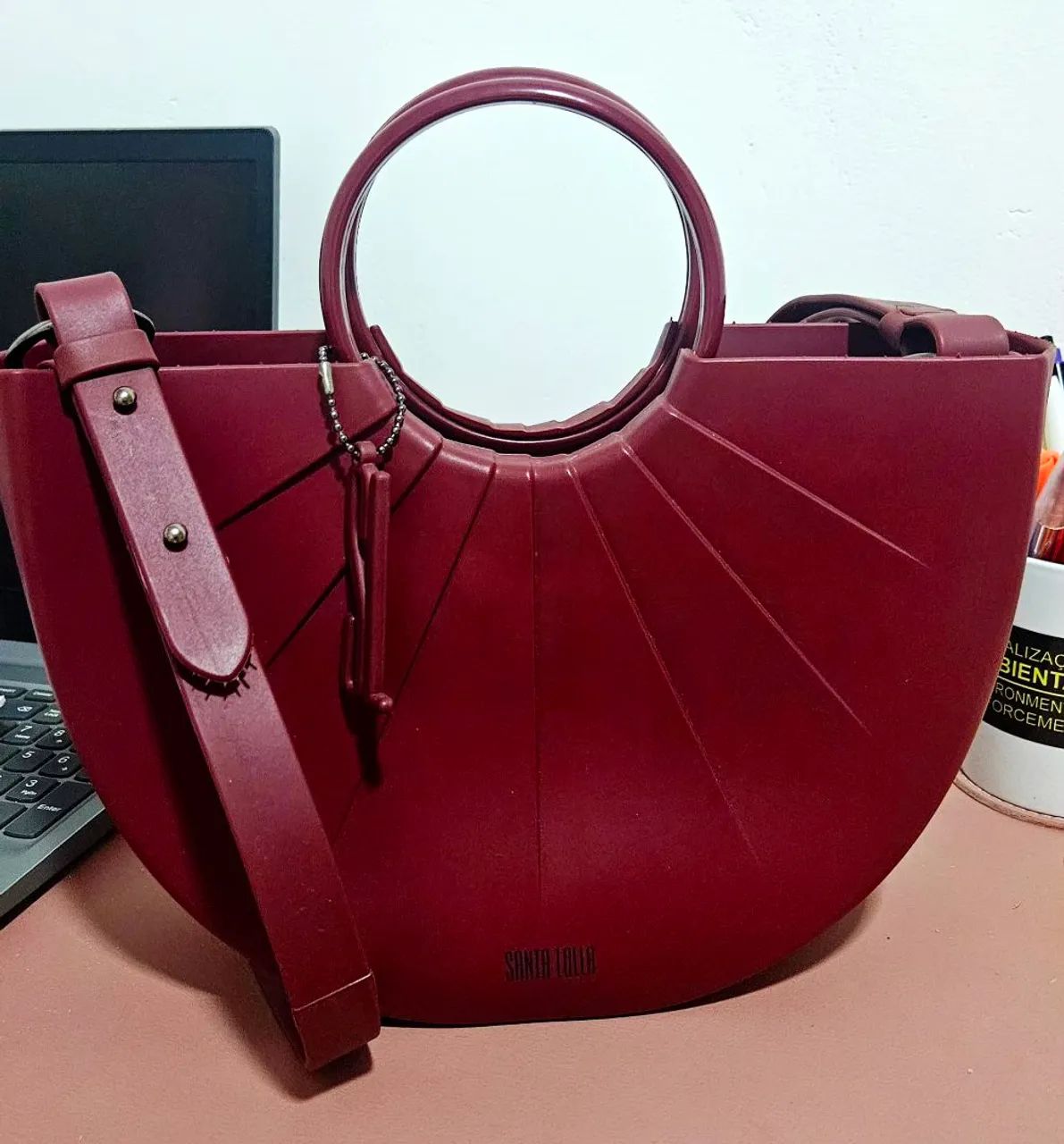 Bolsa Santa Lolla Camélia Borracha - Foto 2
