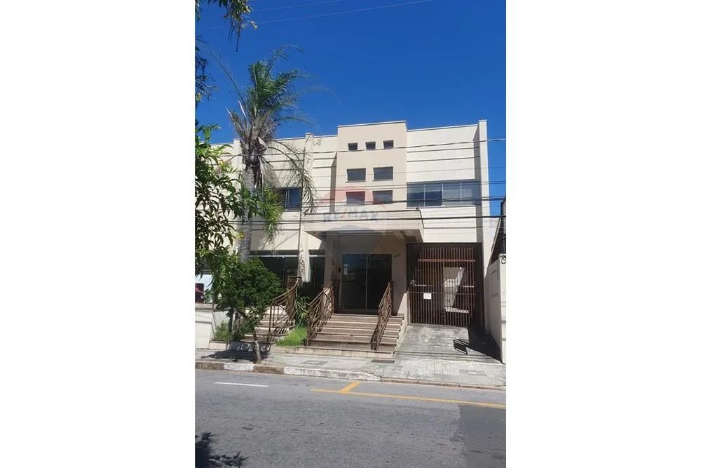 Sala comercial excepcional, com 35m² de área útil, localizada no centro da cidade. - Foto 2