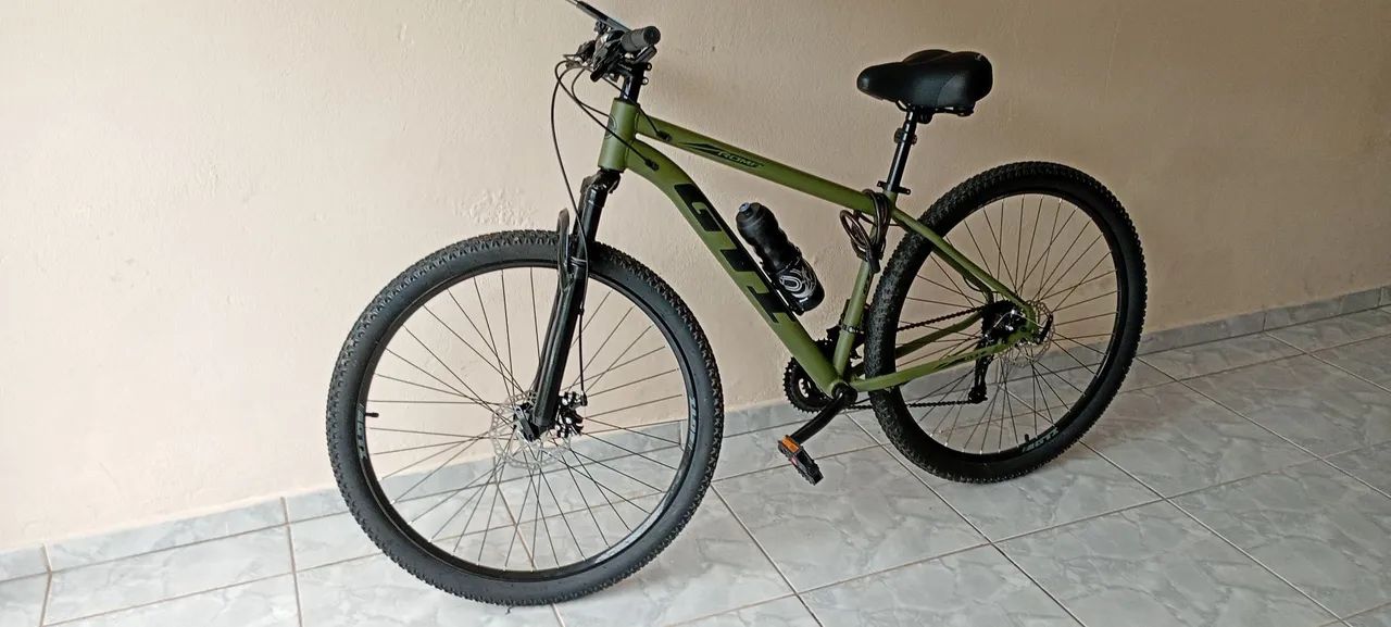 Vendo bicicleta nova comprada há 1 mês com nota fiscal 