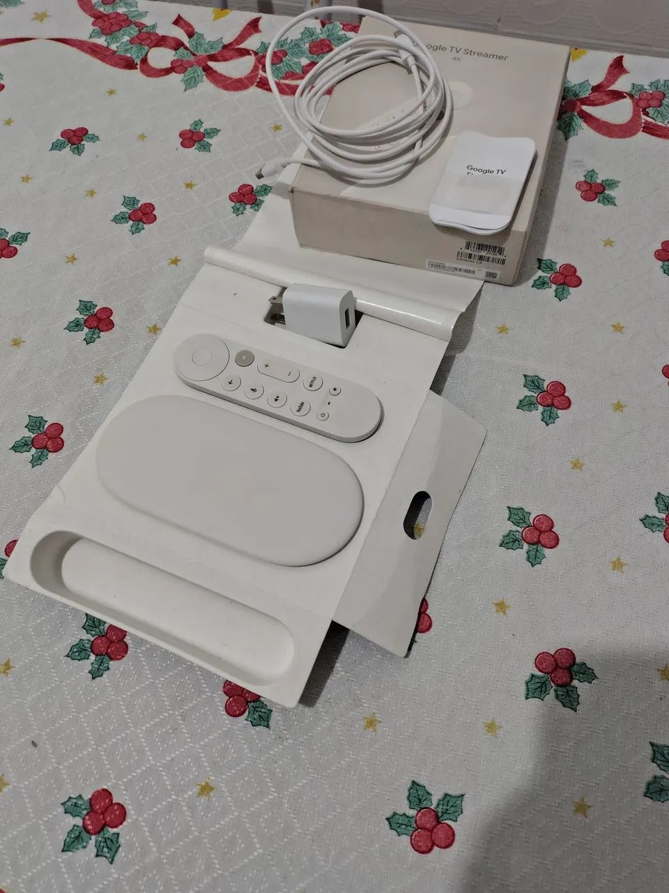 TV 4K ESSA É TOP. 700 REAIS.