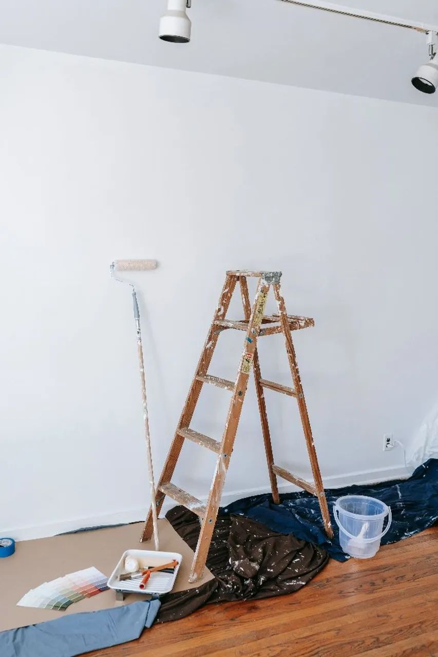 Pintura residencial e pequenos reparos elétricos  - Foto 3