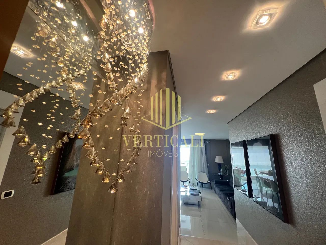 Edifício Sofisticato: Apartamento padrão disponível para locação, 190m², sol da manhã, and - Foto 2