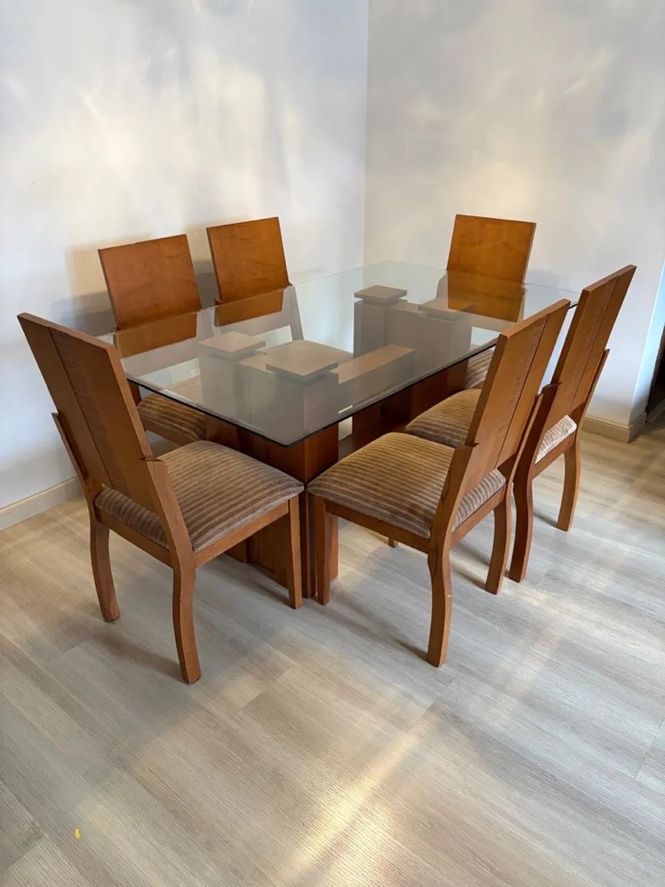 Mesa 6 cadeiras