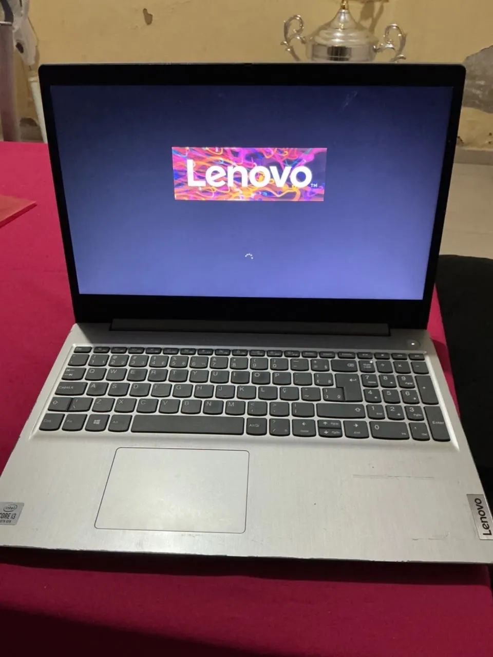 Vendo notebook Lenovo IDEAPAD 3 15IML05 - Foto 2