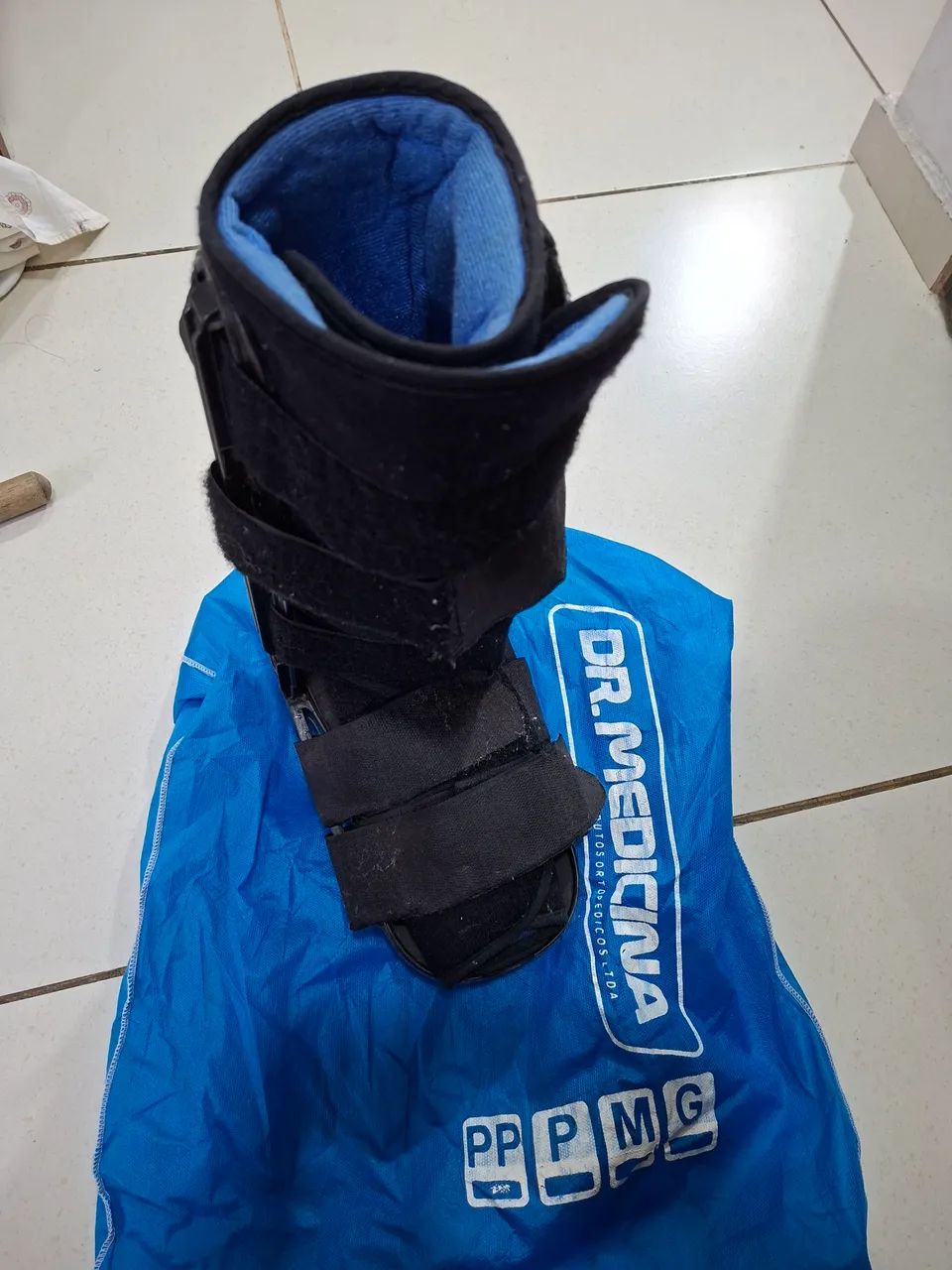 Bota ortopédica tamanho pp 33a36 - Foto 2