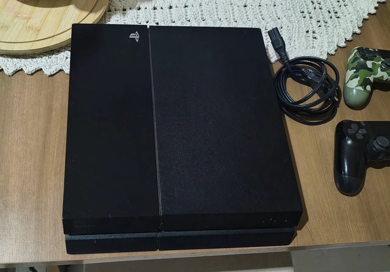 Ps4 FAT com dois controles. - Foto 2