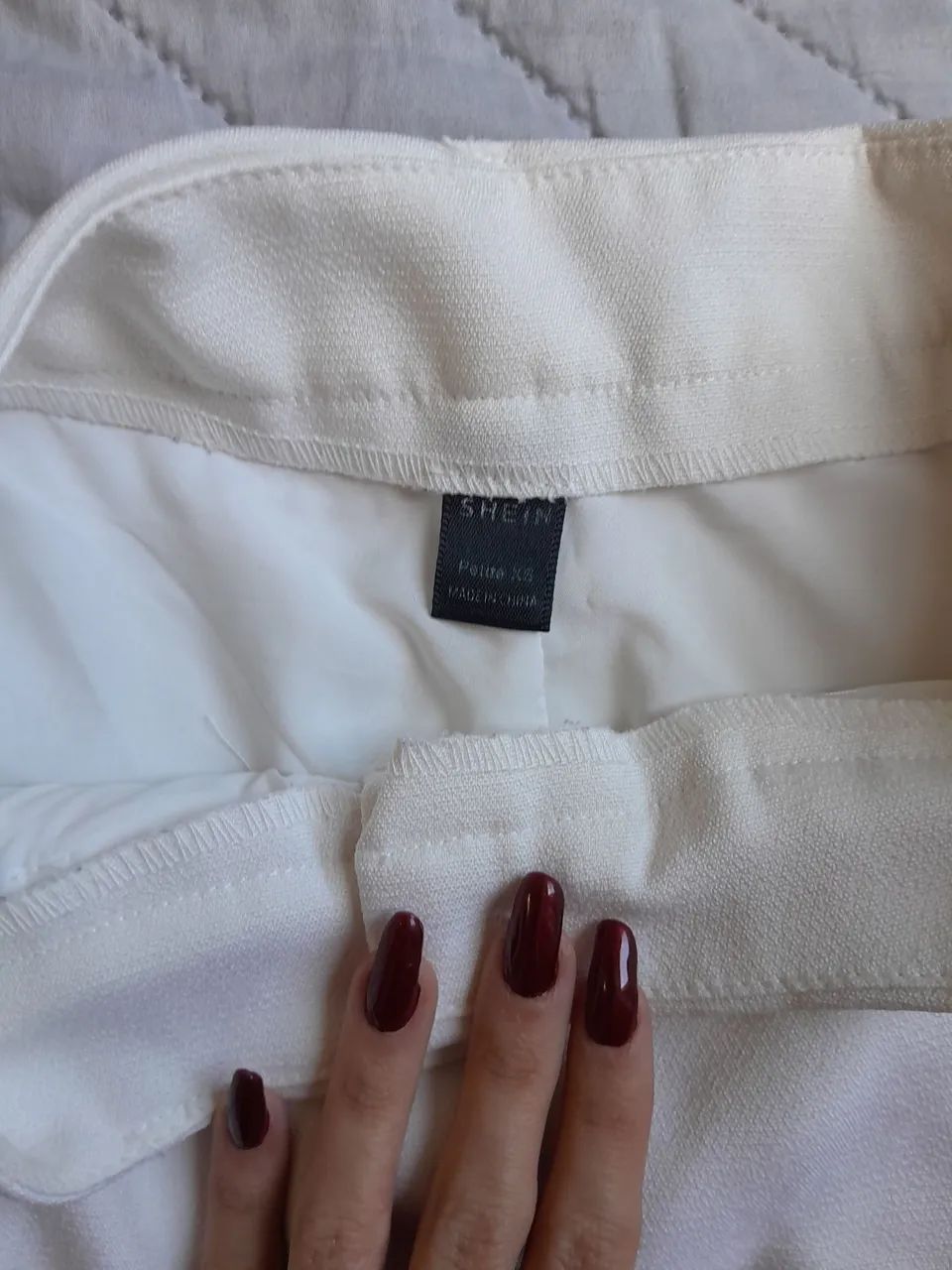 Shorts branco tamanho XS - Foto 3
